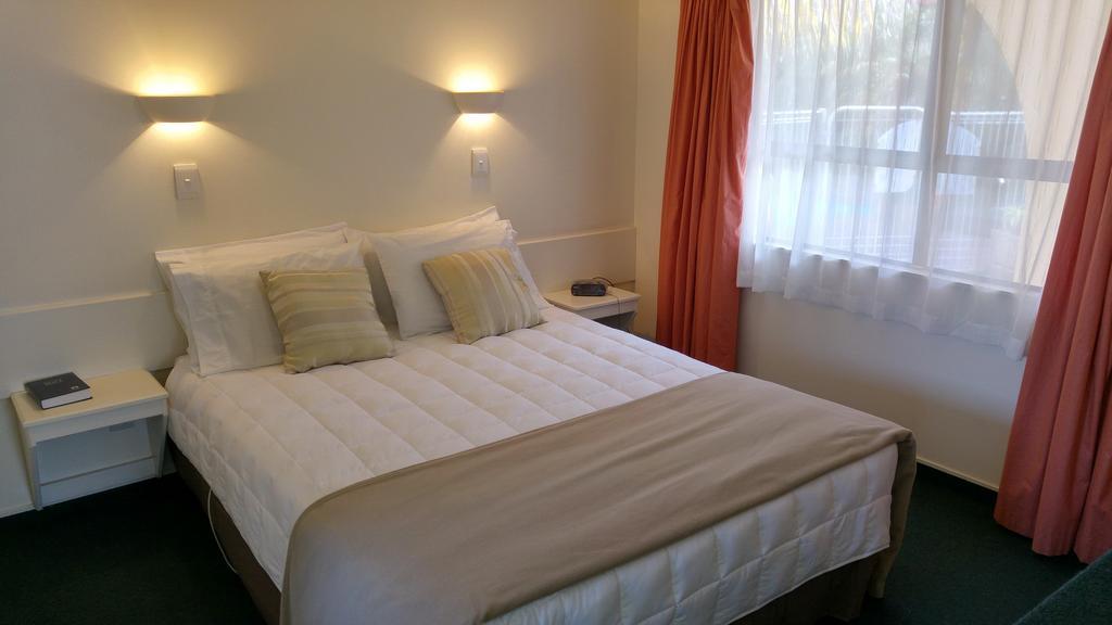 Hobson'S Choice Motel Dargaville Room photo