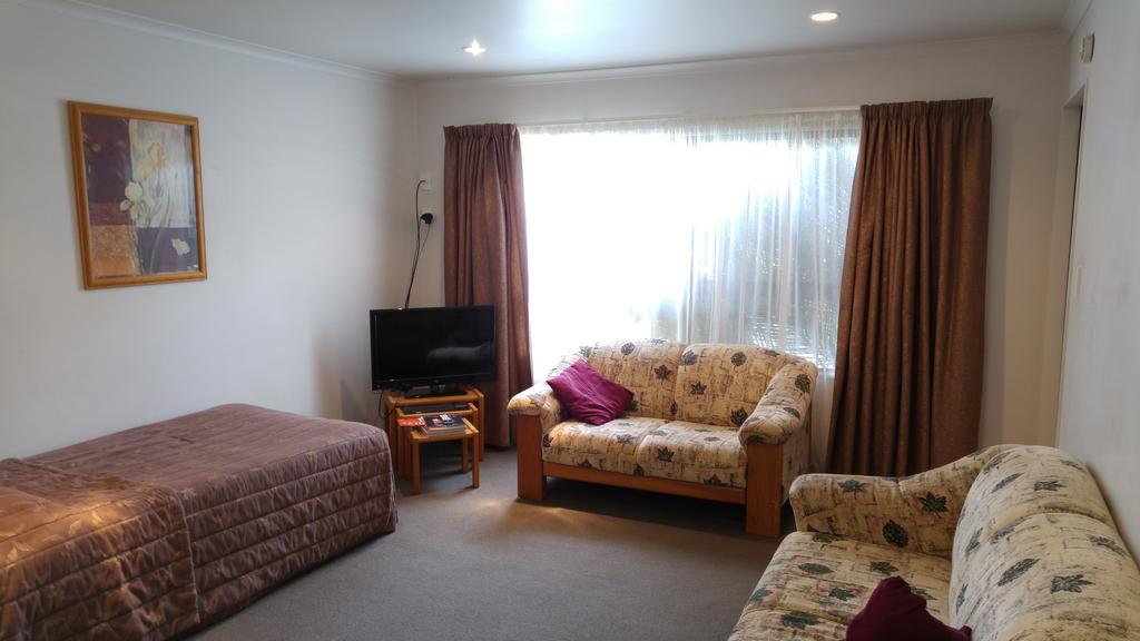 Hobson'S Choice Motel Dargaville Room photo